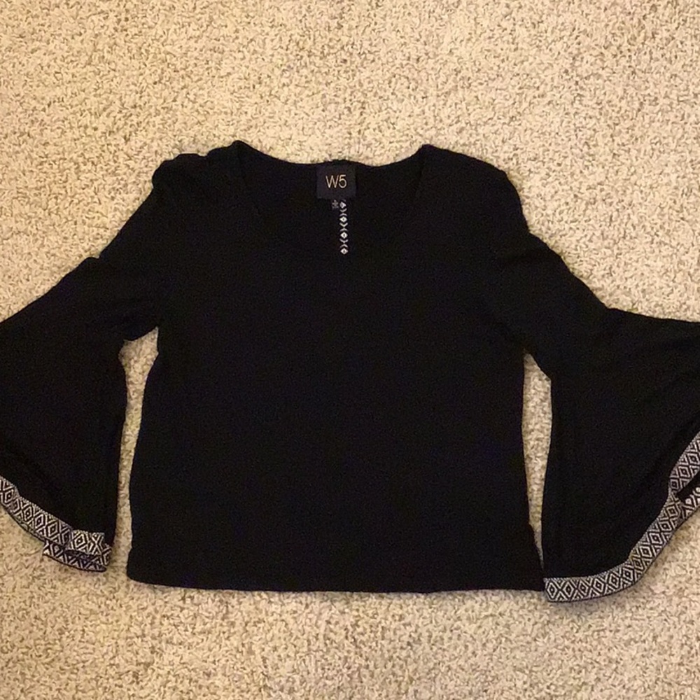 W 5 women’s trumpet sleeve top